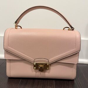 Michael Kors Kingsley Leather Handbag